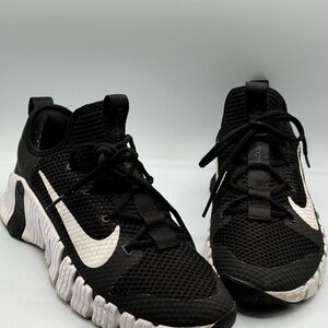 Nike free Metcon 3 Black-White Men’s Size 12